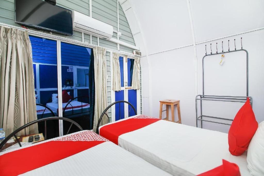 A4 Hostel Colombo Airport - Eco Lodge - Free Pickup & Drop Katunayaka Zewnętrze zdjęcie