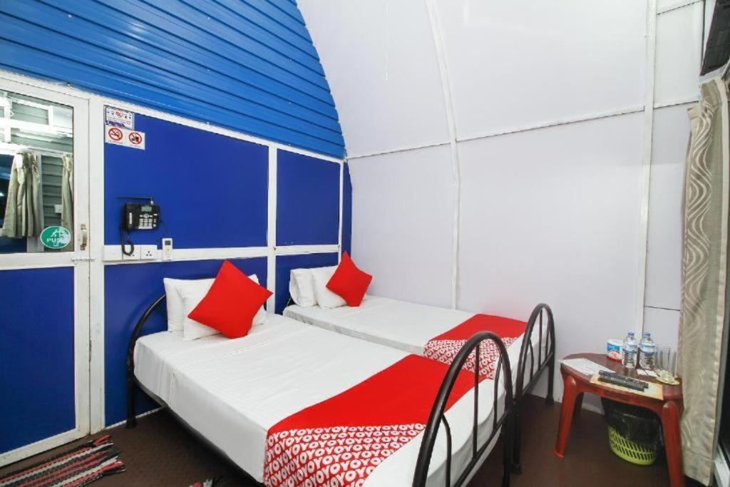 A4 Hostel Colombo Airport - Eco Lodge - Free Pickup & Drop Katunayaka Zewnętrze zdjęcie